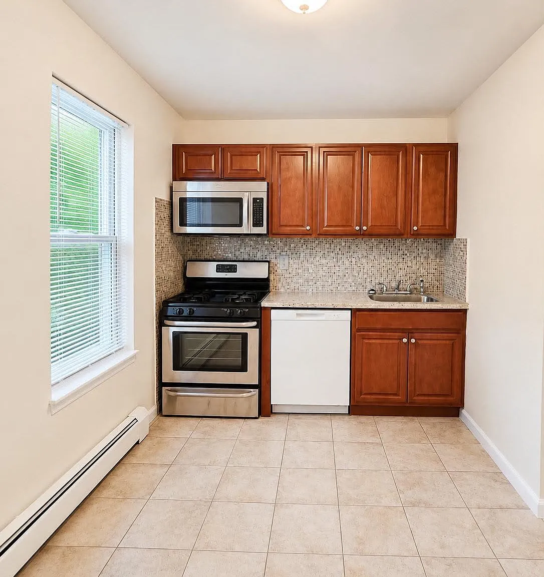 1 bed, 800 sqft, $1,895 — Photo 1