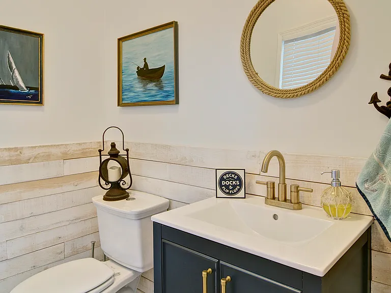 4060 Merritt Dr — Photo 16
