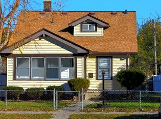 1646 Thomas Ave N, Minneapolis, MN 55411