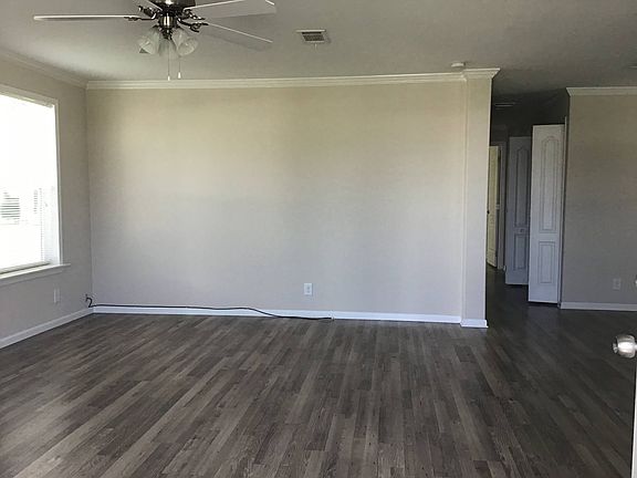 5th image of 1124 Heritage Dr #41