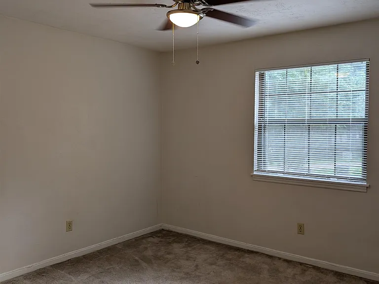 671 Holyoke Ct #A — Photo 11