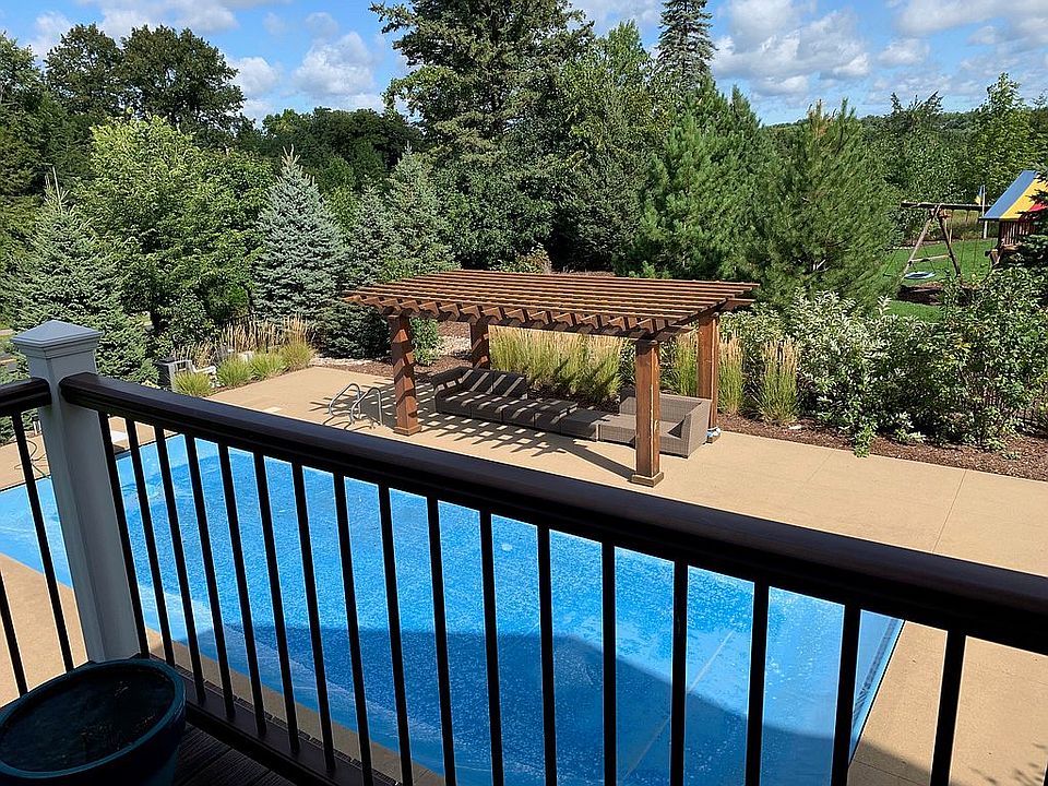 2nd image of 16374 Sohm Ct
