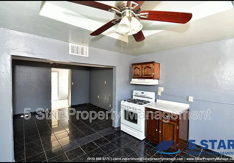 4425 La Luz Ave — Photo 16