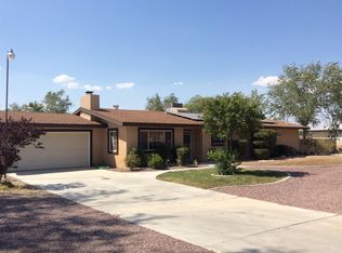 14764 Dakota Rd, Apple Valley, CA 92307