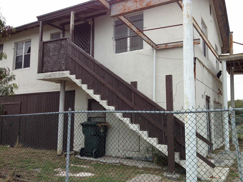 2nd image of 3001 Highland Ave