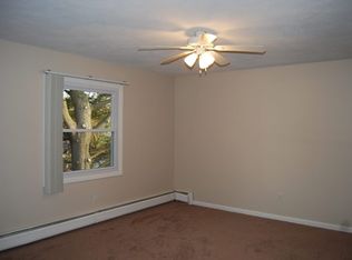 20 Vinton Ave, Cranston, RI 02920