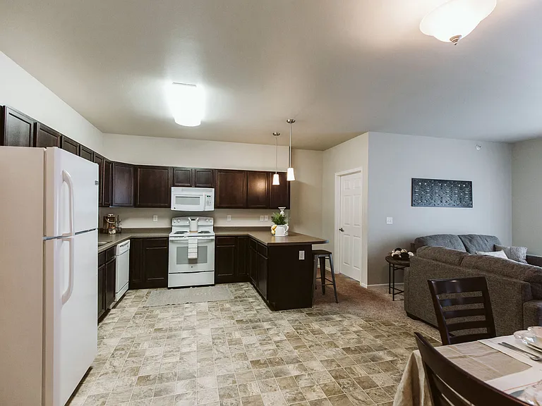 Diamond Bend Apartments — Photo 2
