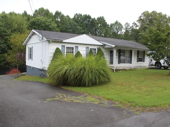 181 Groves St, Summersville, WV 26651