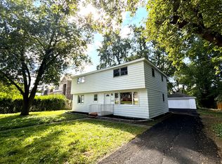 741 W Kenilworth Ave, Palatine, IL