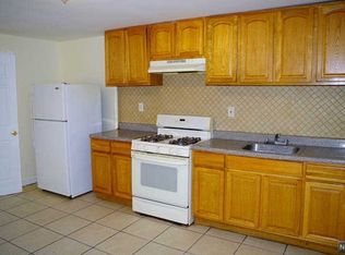 34 20th Ave, Paterson, NJ 07501