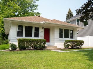 829 Miller Ave, Rochester, MI 48307