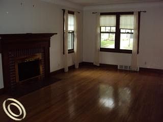 3rd image of 10805 Kingston Ave