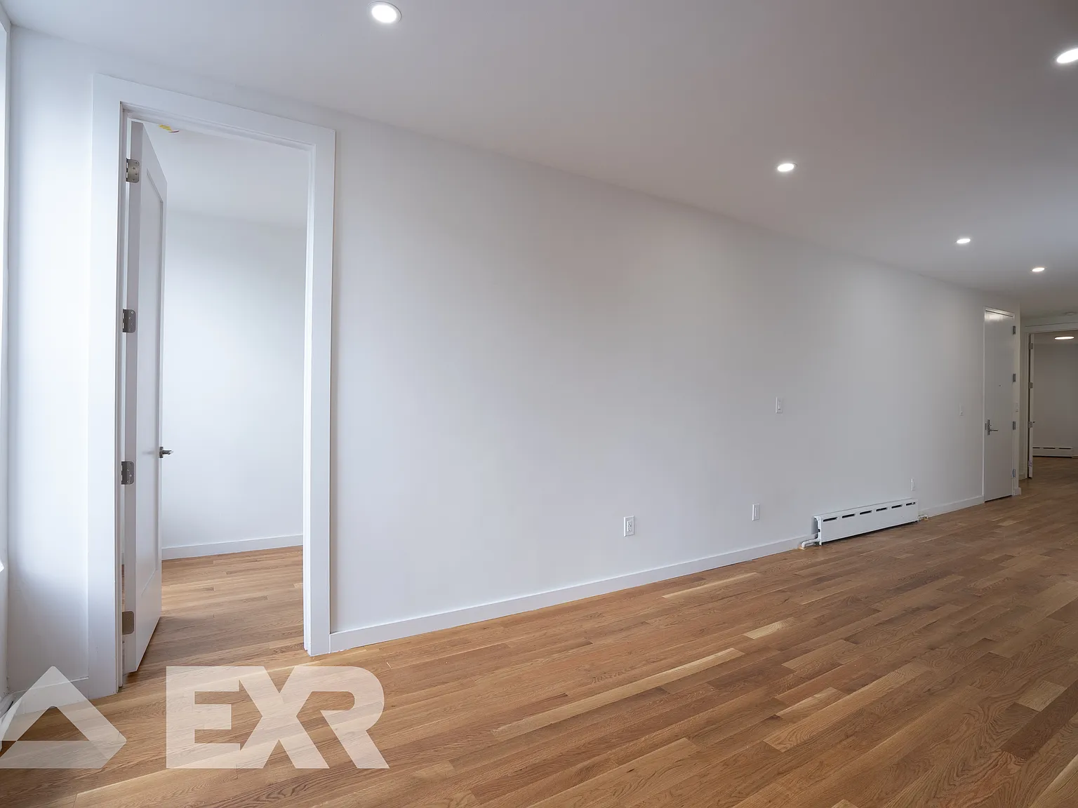 909 Dekalb Avenue — Photo 4