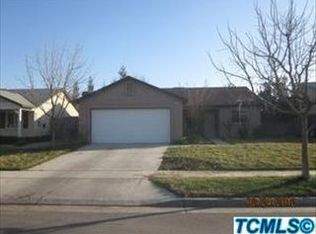 1058 Skyle Ln, Kingsburg, CA