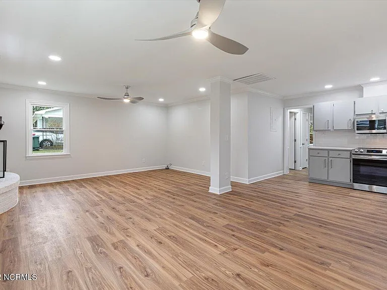 120 Erik Dr — Photo 5