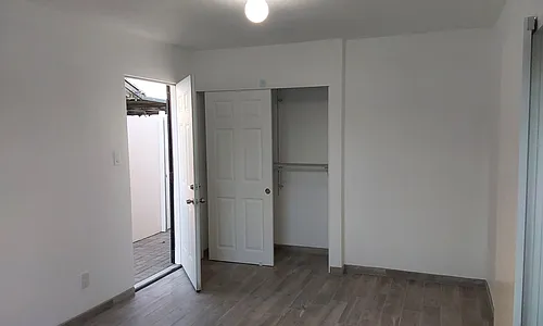 830 E Joyce Dr Photo 1