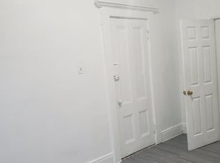 8272 88th Ln, Ridgewood, NY 11385