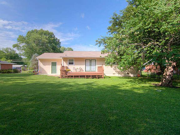 4th image of 4411 Landon Dr