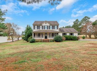 235 Country Club Rd, Keysville, VA 23947