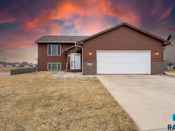 4604 W Pat St, Sioux Falls, SD 57107