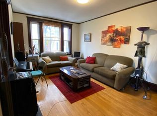 9 Fairfield St #13R, Cambridge, MA 02140