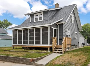 1807 D St SW, Cedar Rapids, IA 52404