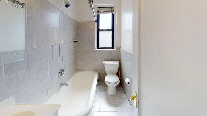 Rented by Metro Garden Realty NYC | media 76