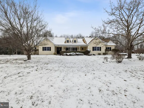 836 Hardingville Rd, Monroeville, NJ 08343