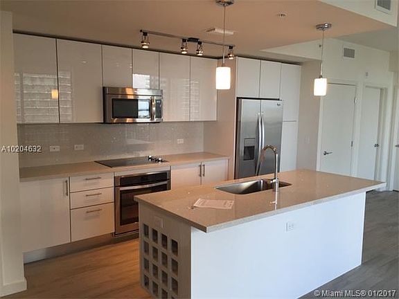 4th image of 999 SW 1st Ave APT 2703