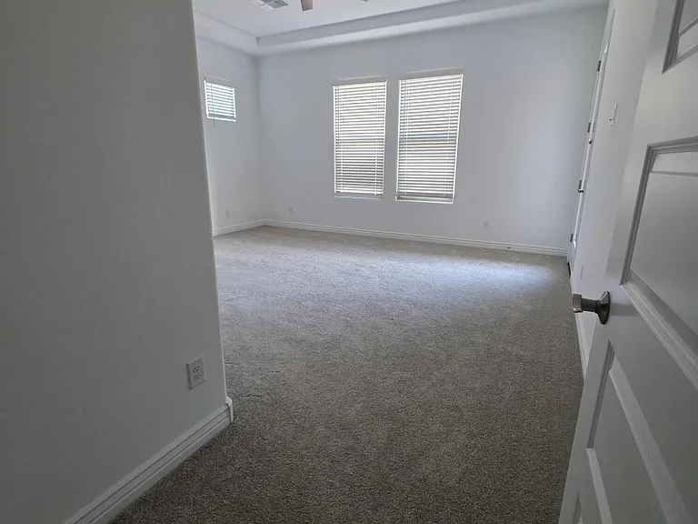 7641 W Staghorn Rd — Photo 35