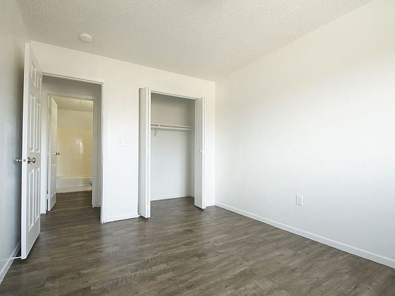 4th image of 2707 Hawken St APT 23