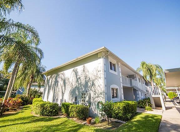 3rd image of 8180 Summerlin Village Cir Unit 705