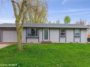 109 10th St SE, Bondurant, IA 50035