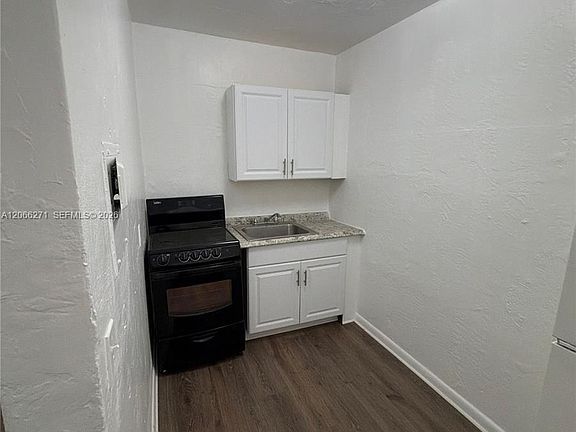 2nd image of 3669 Thomas Ave APT 8