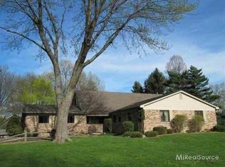 777 Leinster Rd, Rochester Hills, MI 48309