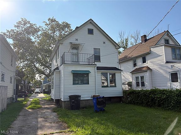3rd image of 3419 W 88th St