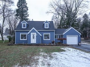 745 Dewitt Rd, Webster, NY 14580
