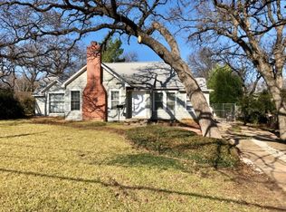 4909 Meadowbrook Dr, Fort Worth, TX 76103