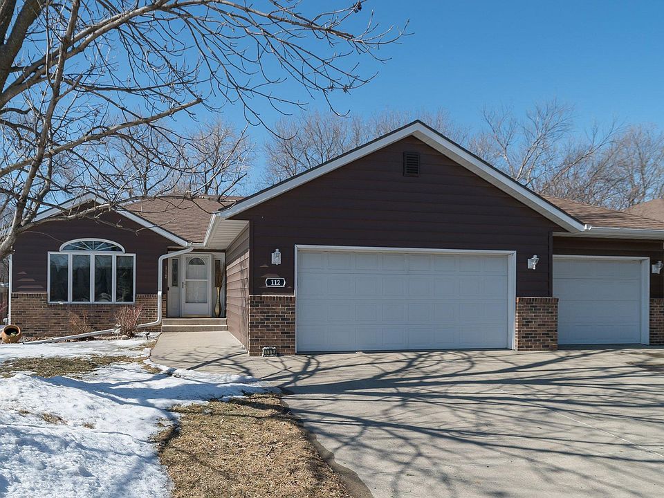 1st image of 112 Wadsworth Dr