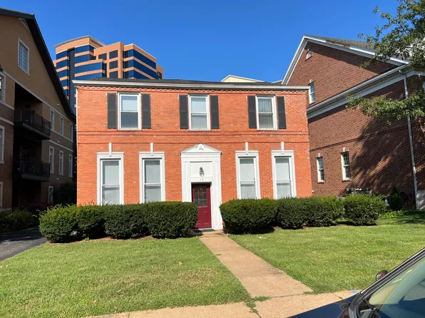 15 Brighton Way #1, Saint Louis, MO 63105