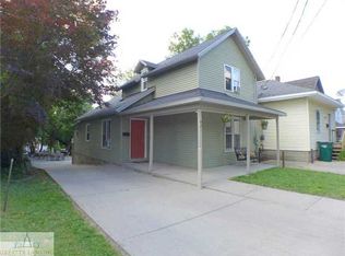 921 Cleveland St, Lansing, MI 48906