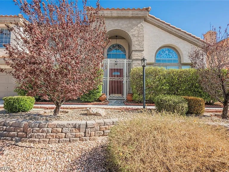 7628 Spruce Run Ct — Photo 3