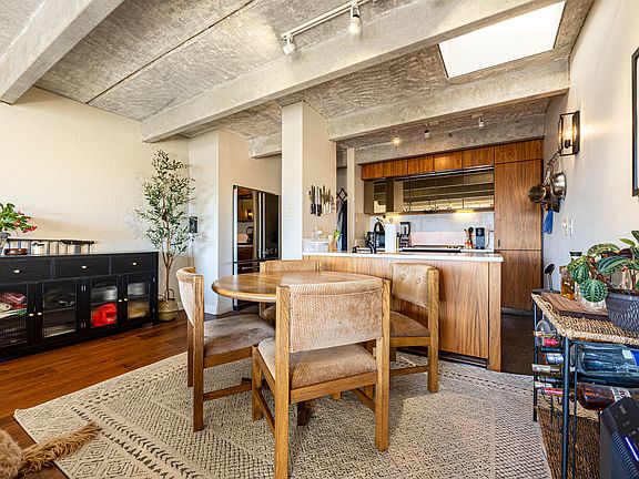 2nd image of 1433 N Williams St #Penthouse 3