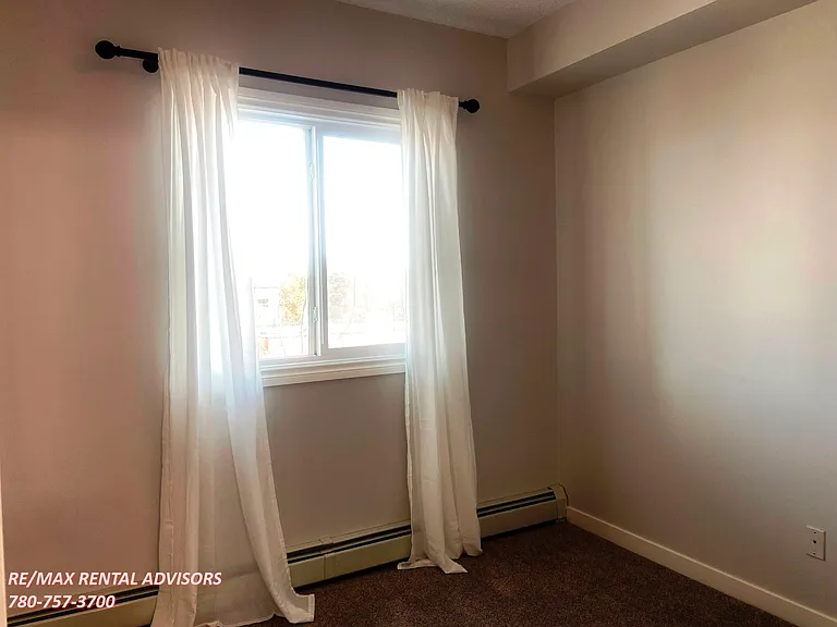 10118 95th St NW #307 — Photo 10