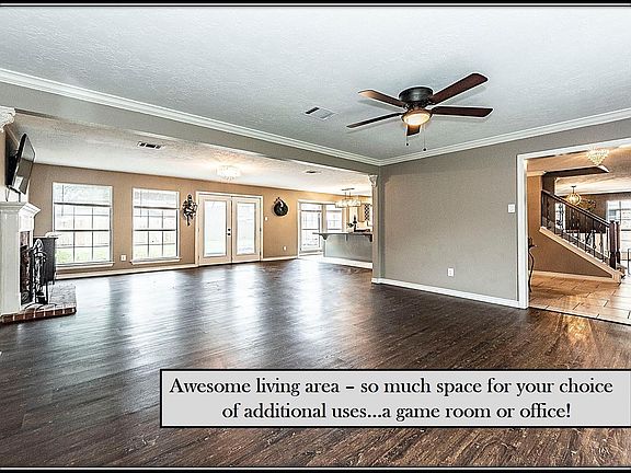 3rd image of 2118 Galleon Dr
