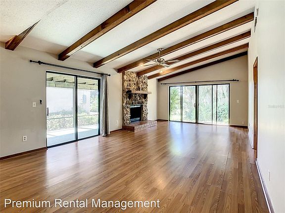 4th image of 1457 Oak Pl