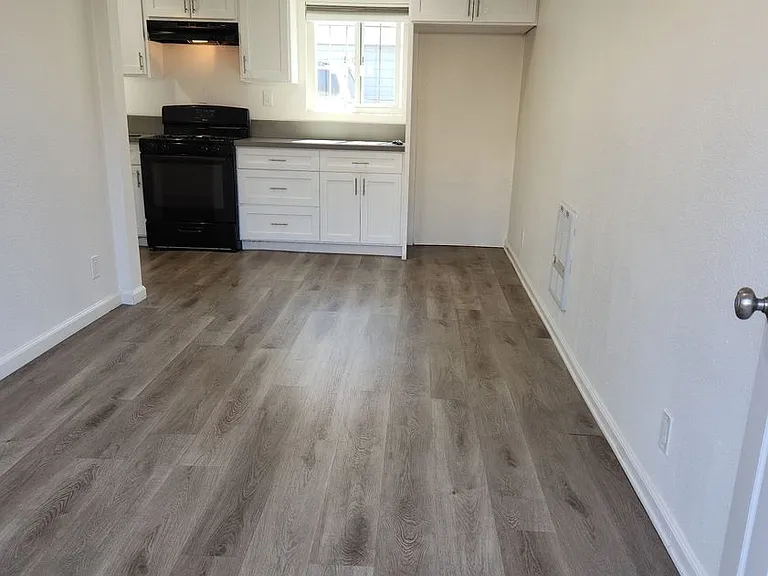 2666 Atlantic Ave — Photo 4