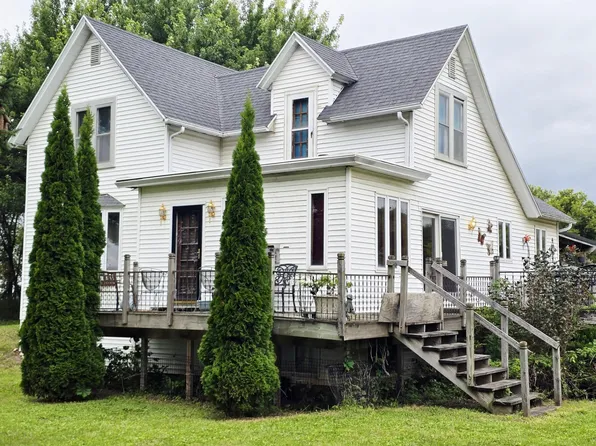 57648 280th St, Brownsdale, MN 55918