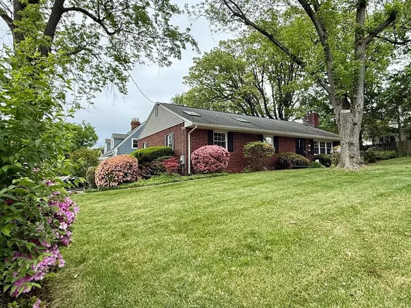 9807 Merwood Ln, Silver Spring, MD 20901