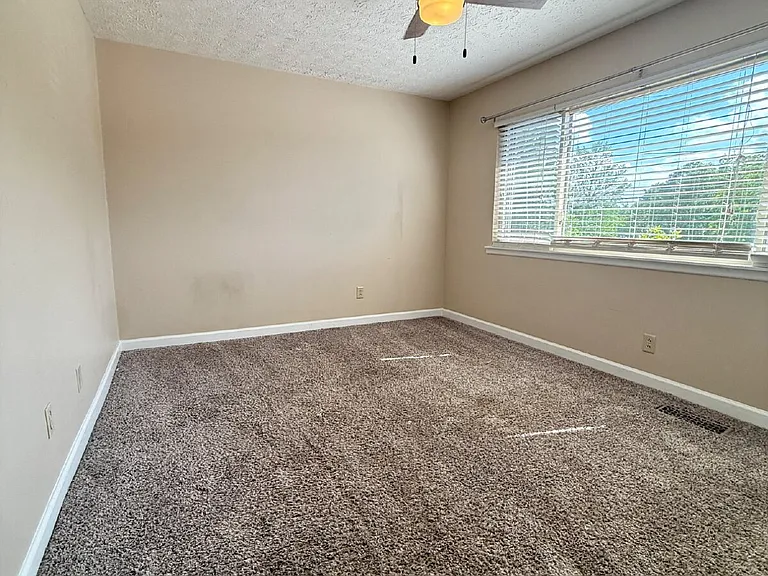 2169 Highway 41 S #13 — Photo 4